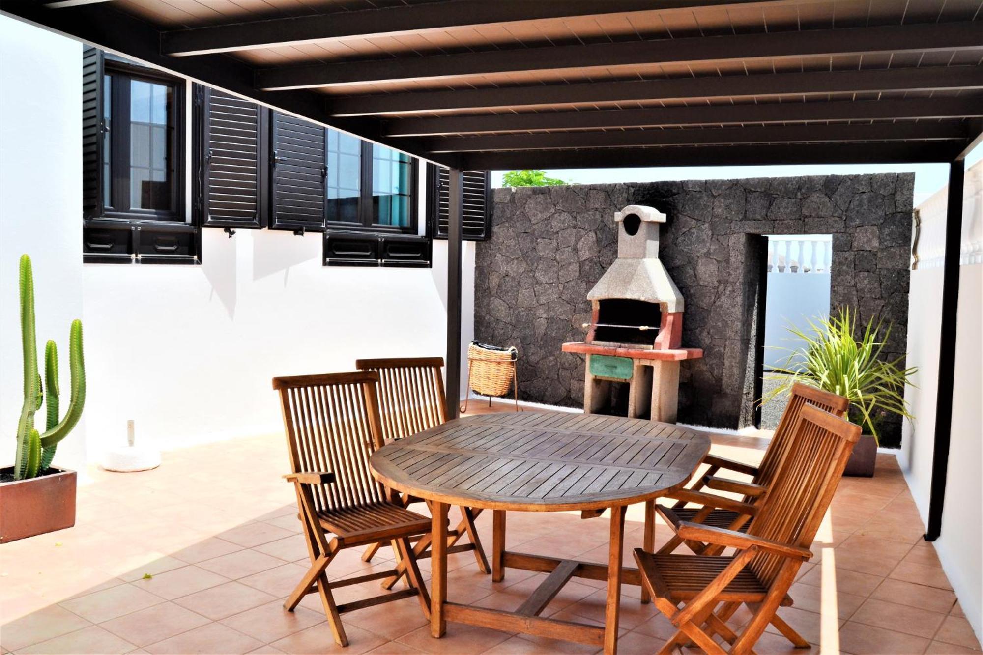 Grand Villa Famara Puerto Del Carmen Екстериор снимка